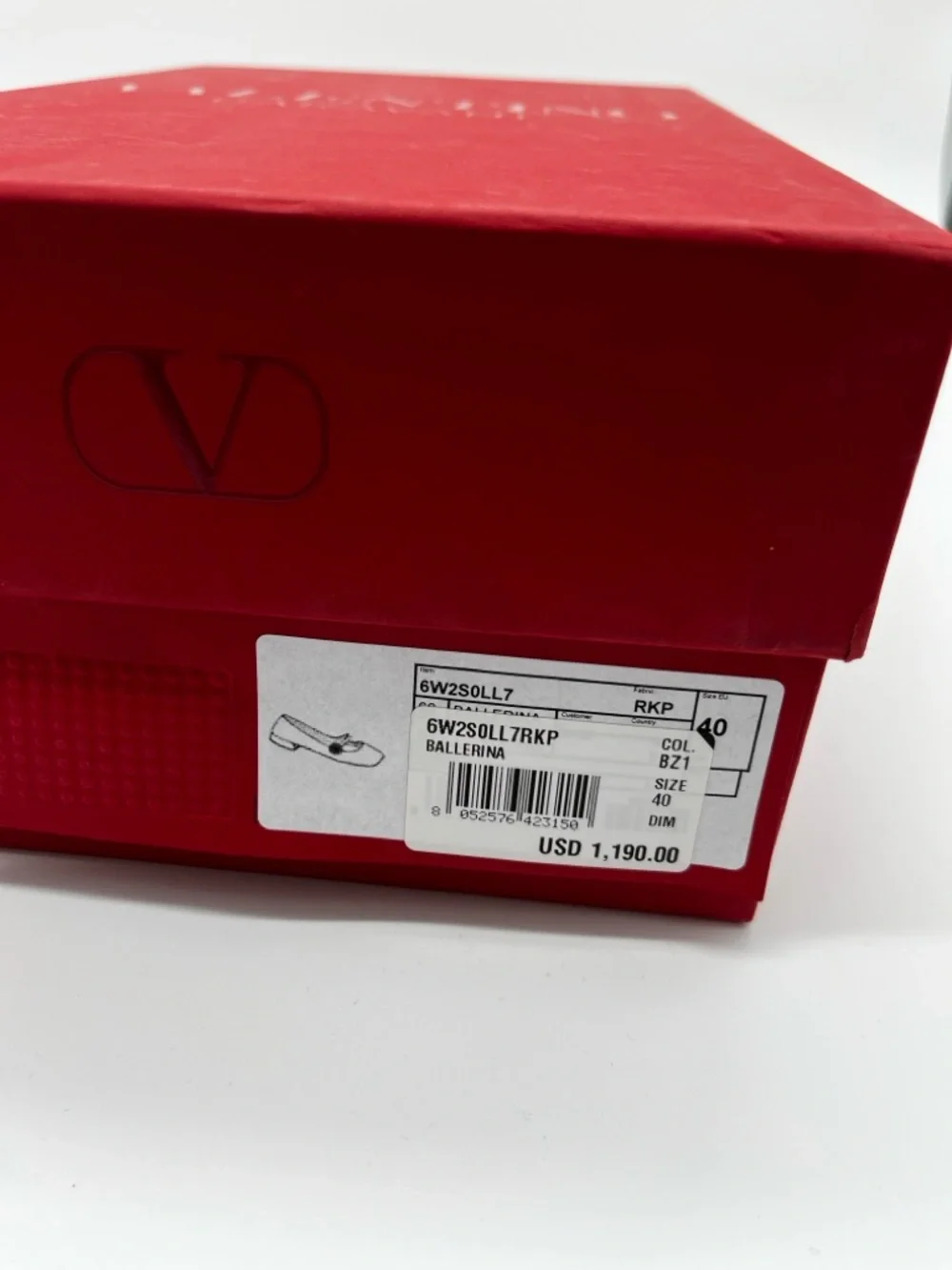 Valentino Garavani Gemstone Mary Jane Flats Jewel Metallic Gold -40 (US 10)